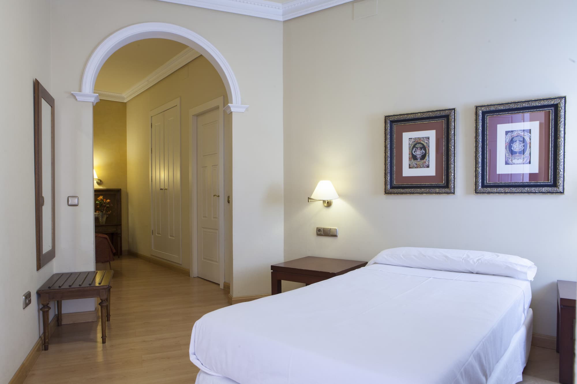 Hotel Cervantes