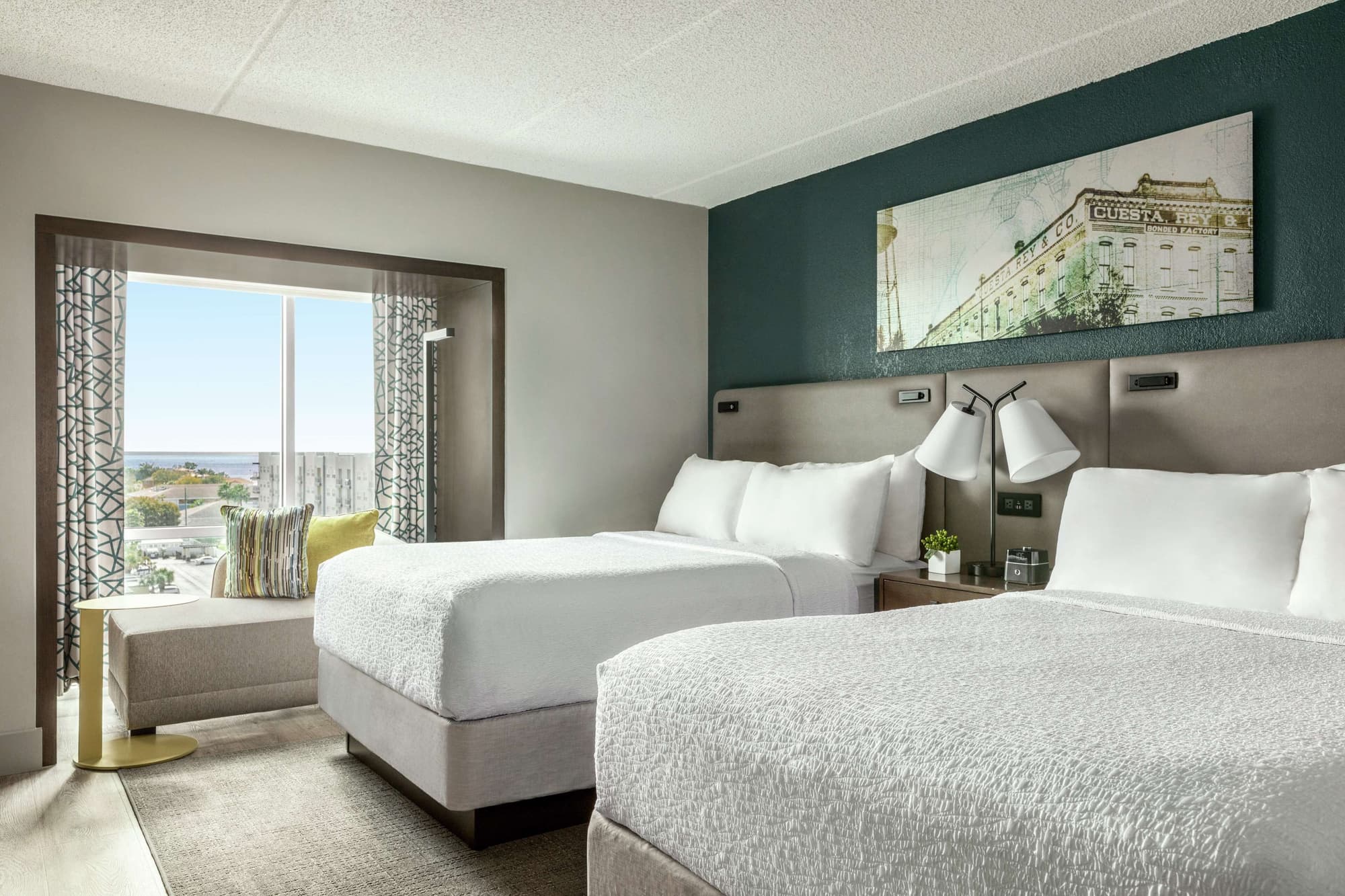 Hotel Alba, Tapestry Collection by Hilton