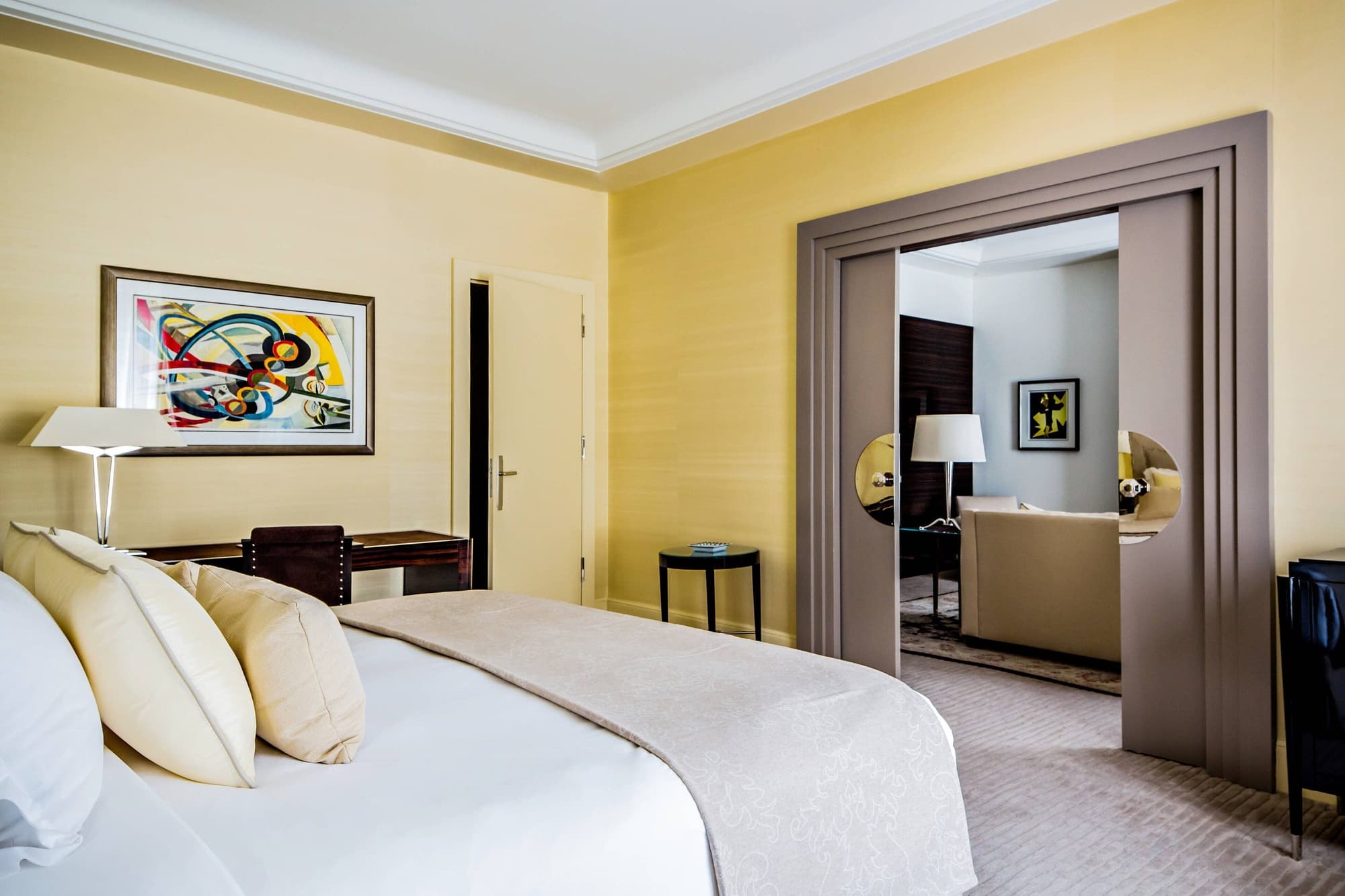 Prince de Galles, a Luxury Collection Hotel, Paris