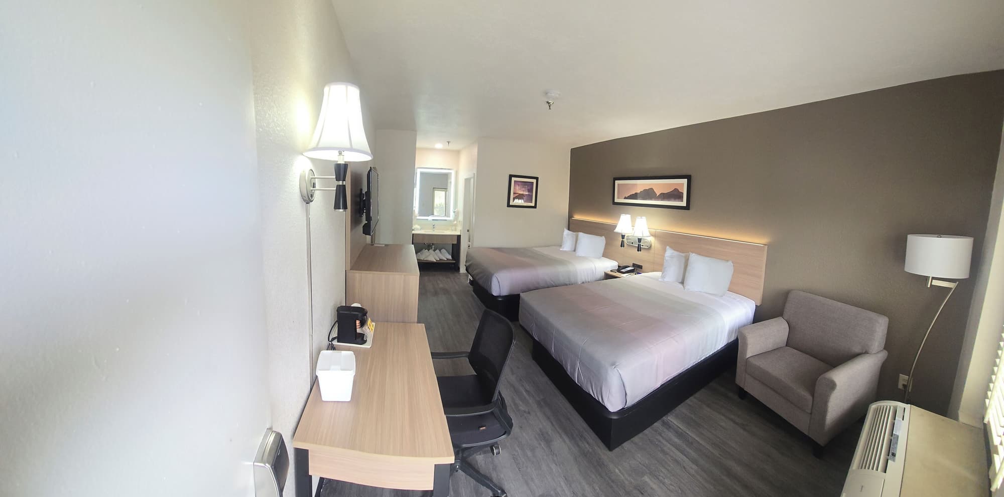 Quality Inn & Suites Sunport Airport Albuquerque