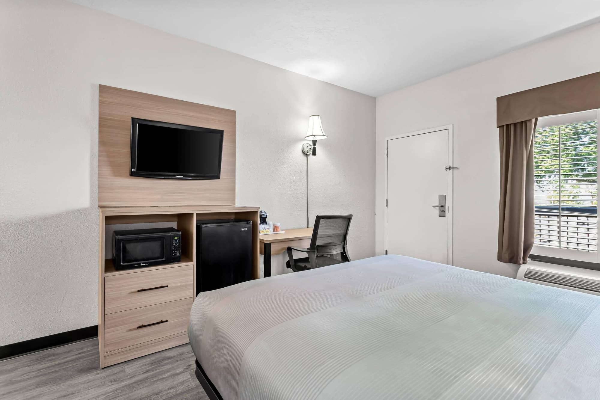 Quality Inn & Suites Sunport Airport Albuquerque