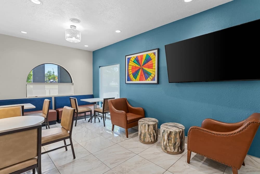 Quality Inn & Suites Sunport Airport Albuquerque
