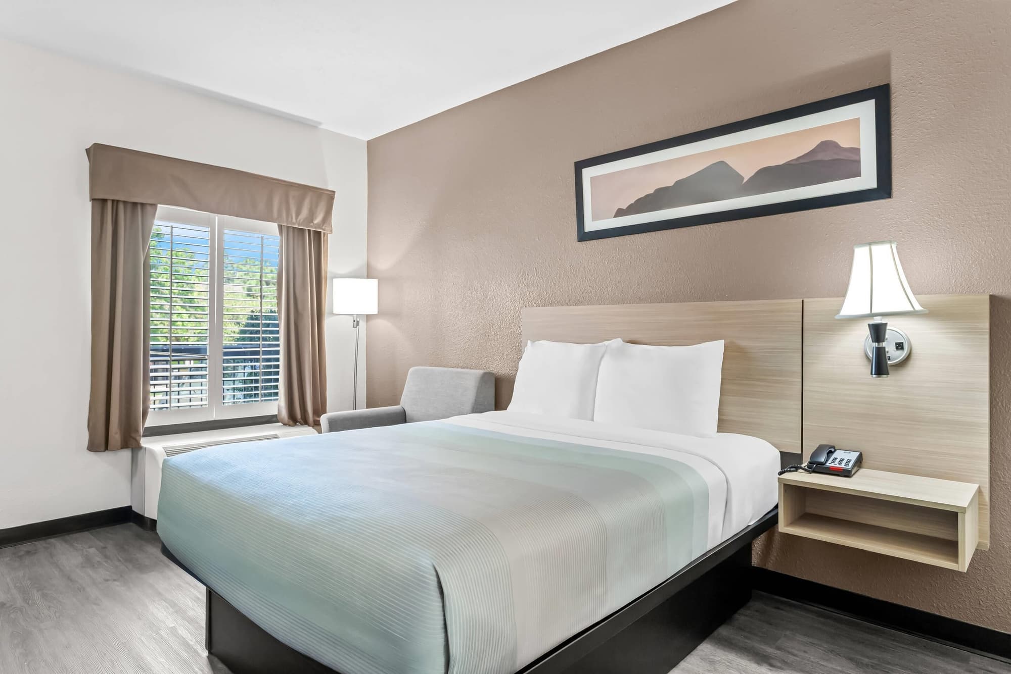 Quality Inn & Suites Sunport Airport Albuquerque