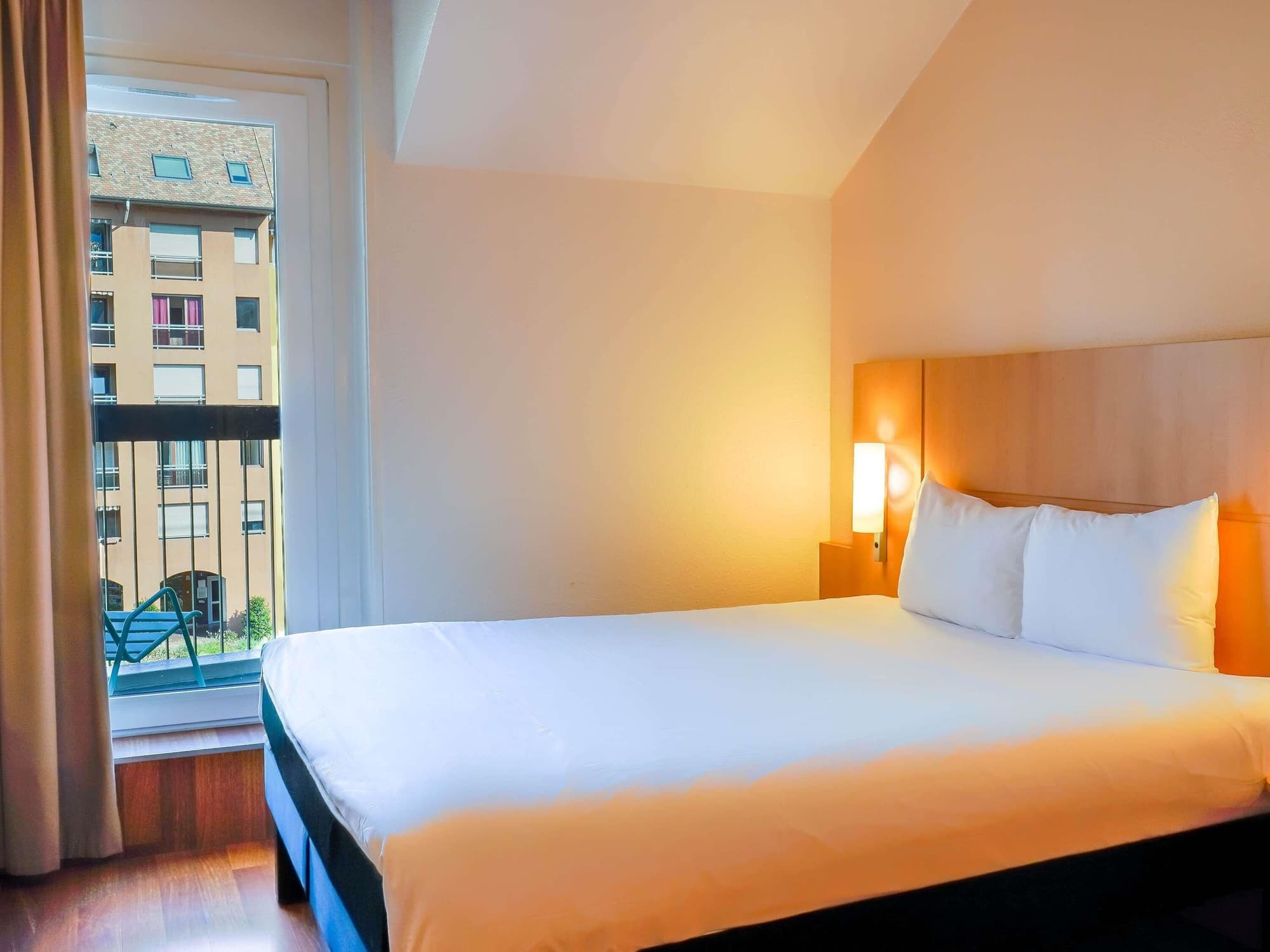 Hôtel ibis Annecy Centre Vieille Ville