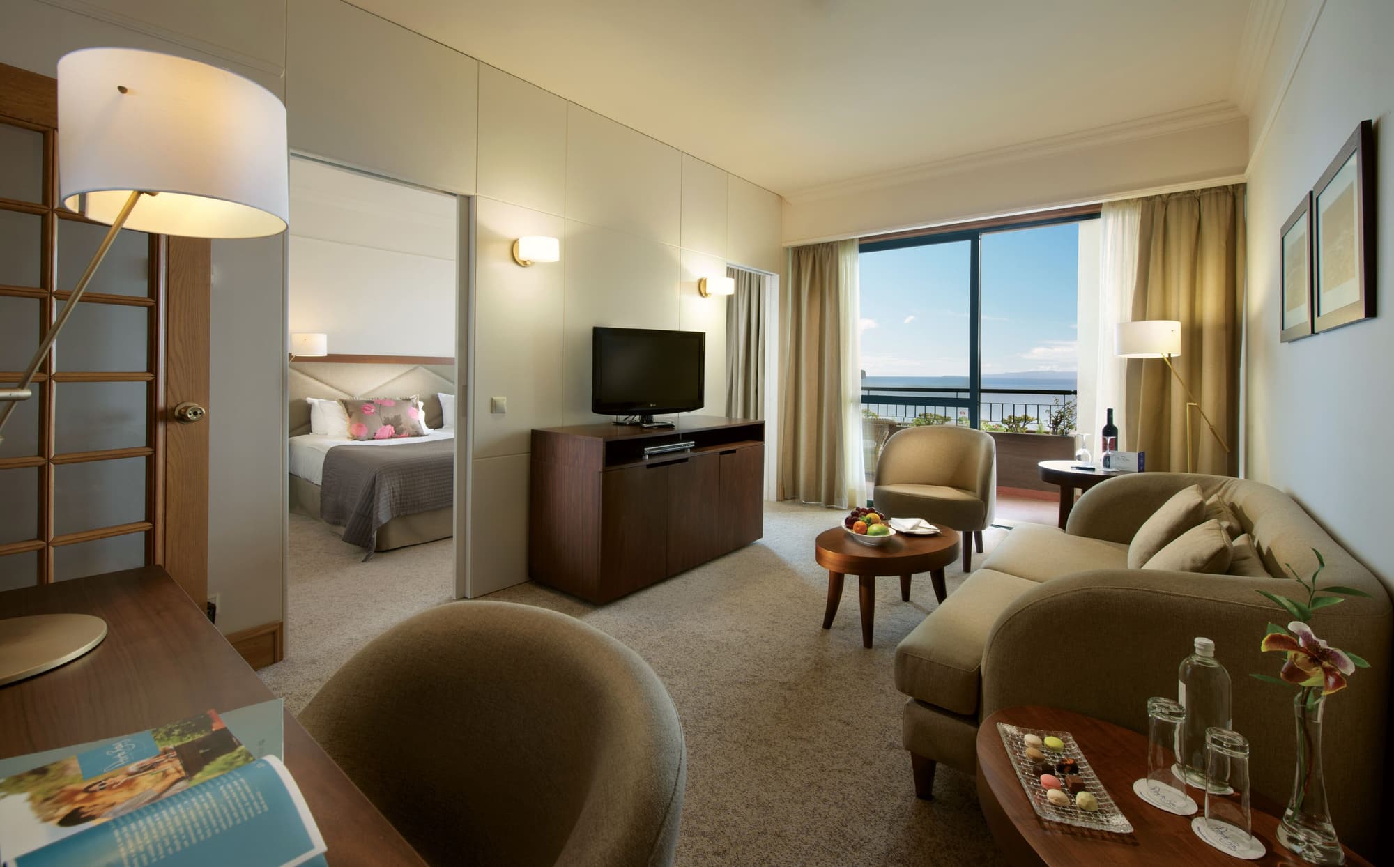 The Cliff Bay, by PortoBay