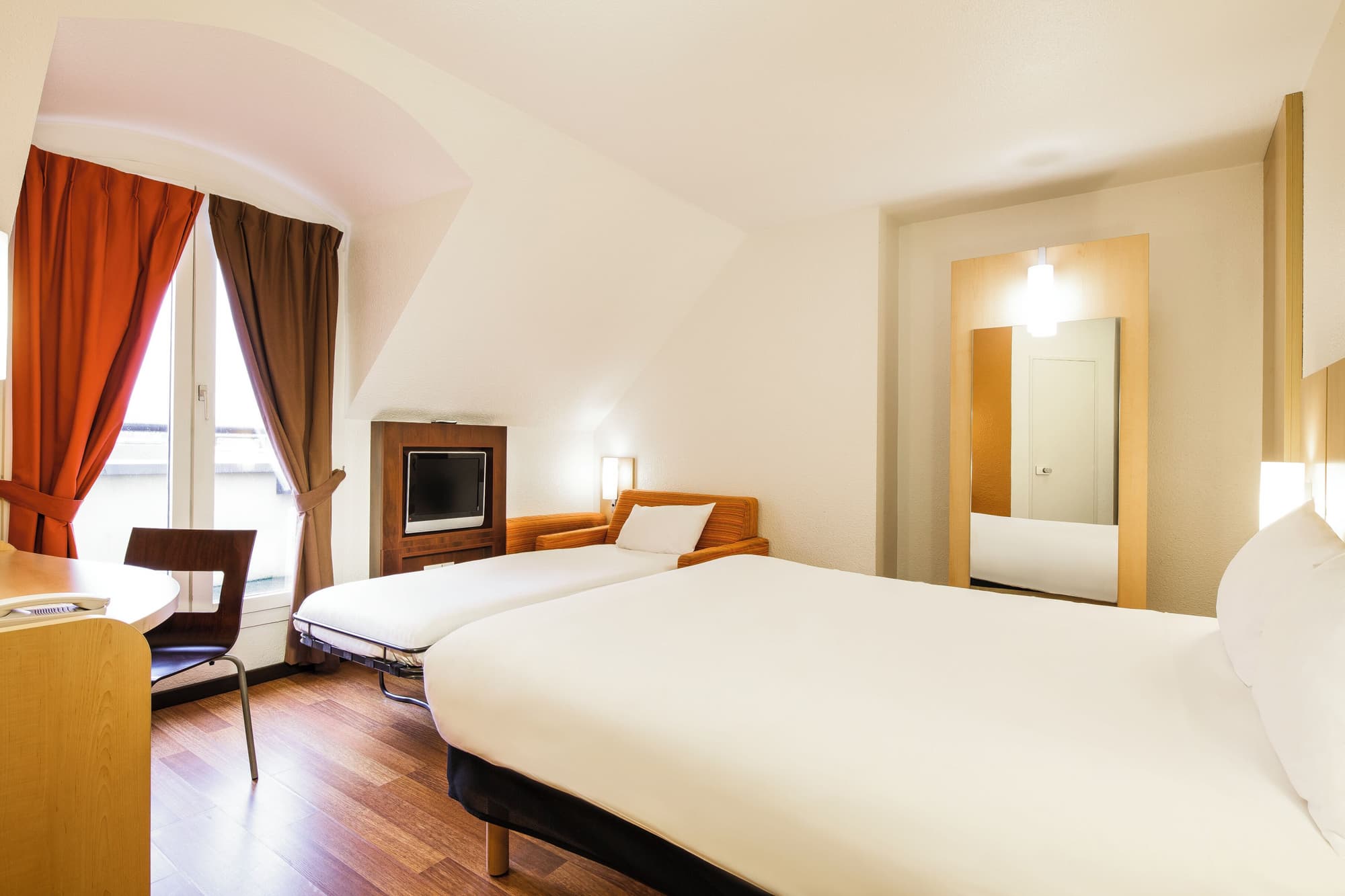 ibis Versailles Château