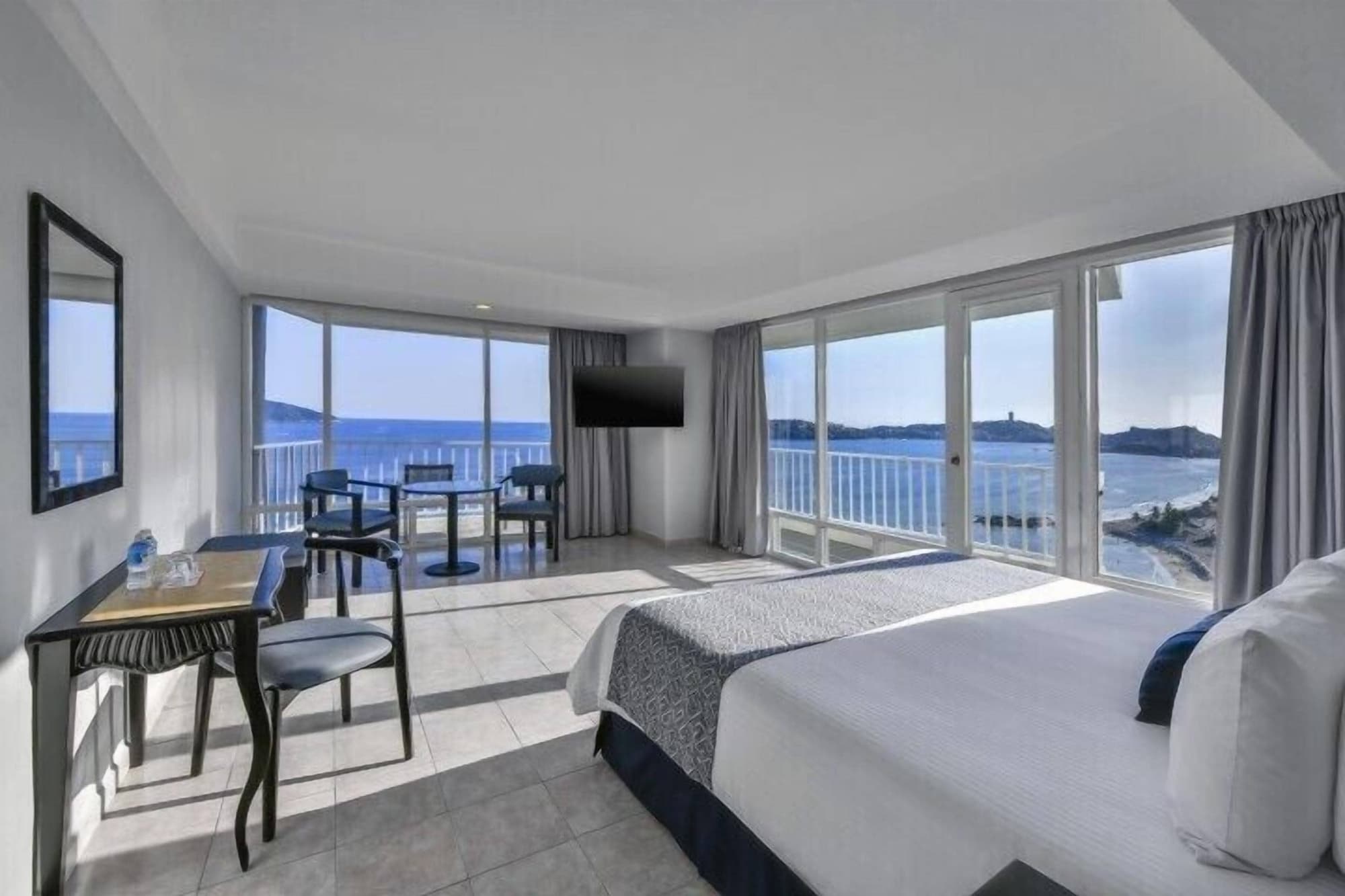 Krystal Beach Acapulco