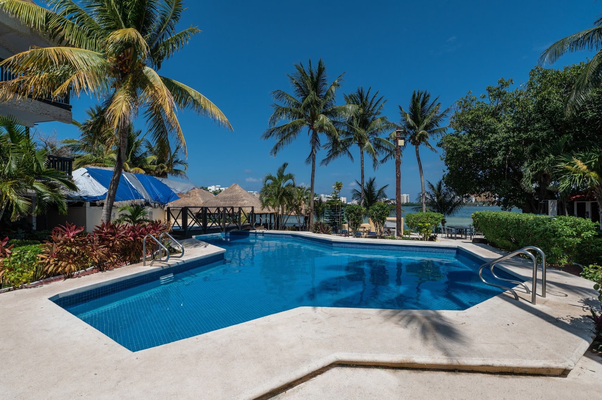 Hotel Imperial Laguna Faranda