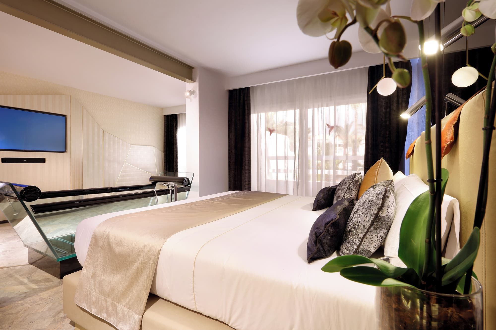 Ushuaïa Ibiza Beach Hotel - Adults Only -