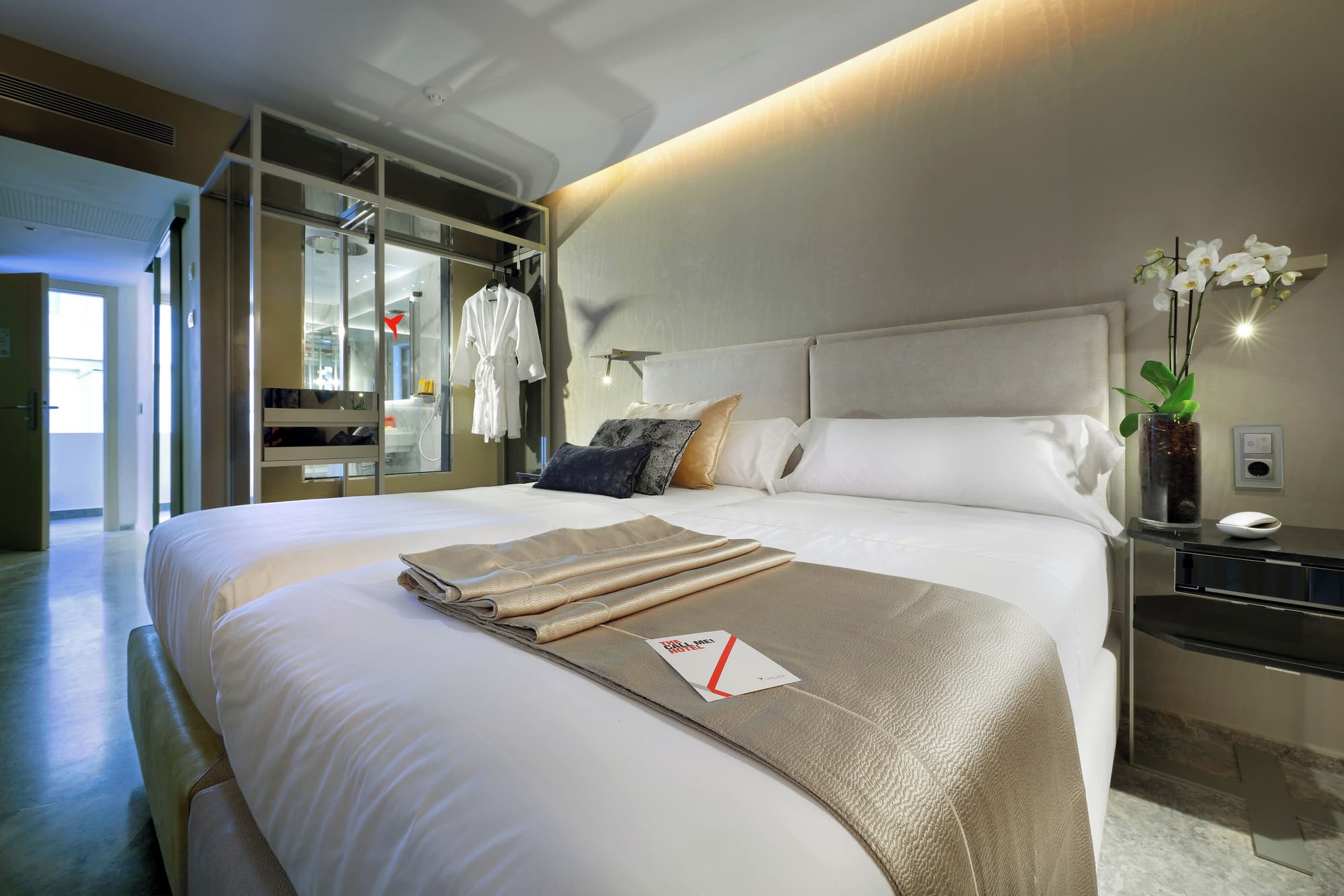 Ushuaïa Ibiza Beach Hotel - Adults Only -