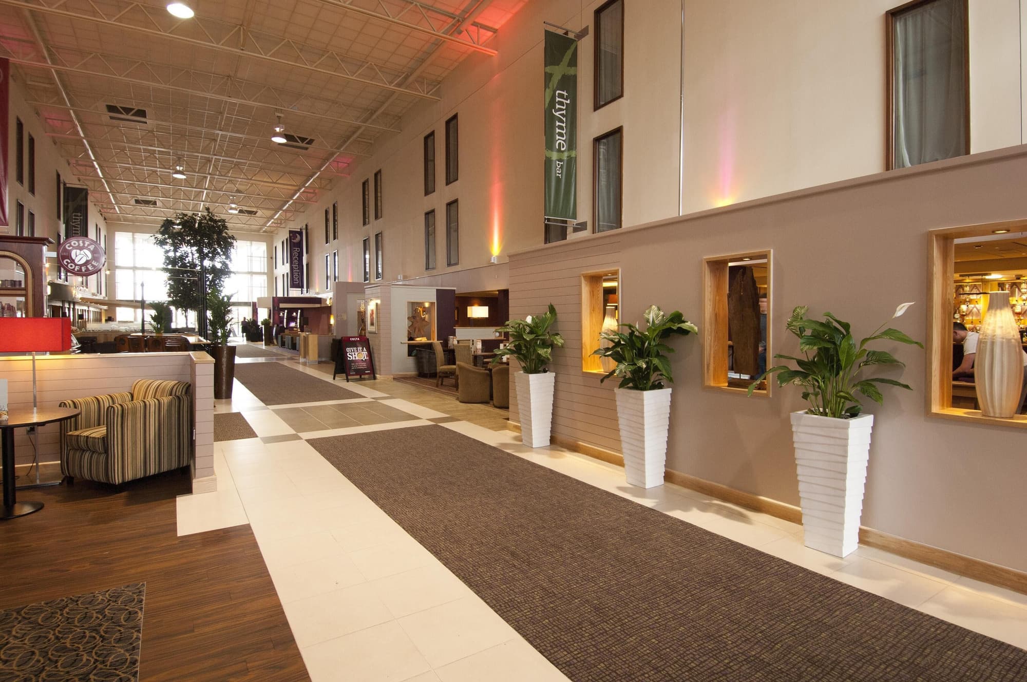 Premier Inn London Heathrow Airport T2 & T3 - Bath Road