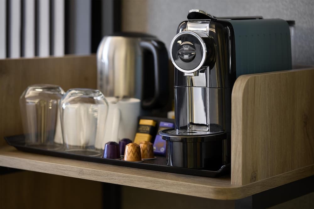 Premier Inn London Heathrow Airport T2 & T3 - Bath Road