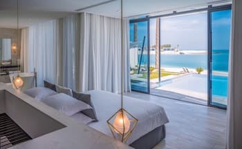 Nurai Island Hotel