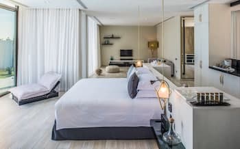 Nurai Island Hotel