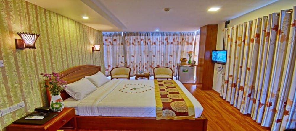 Royal Pearl Hotel