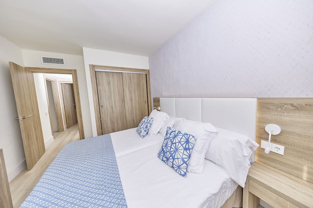 Leonardo Royal & Suites hotel Ibiza Santa Eulalia