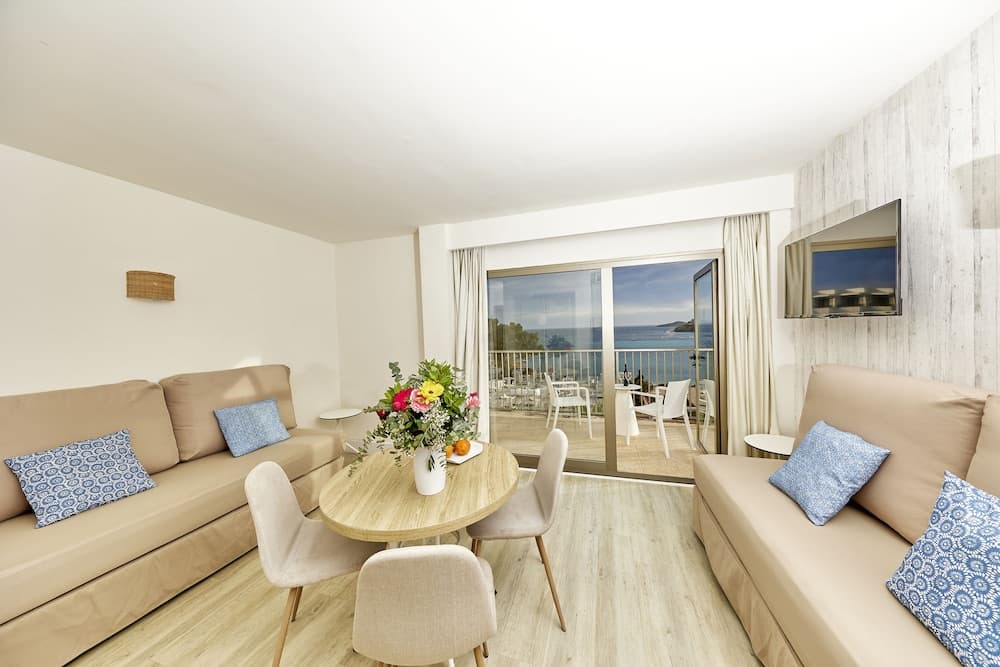 Leonardo Royal & Suites hotel Ibiza Santa Eulalia