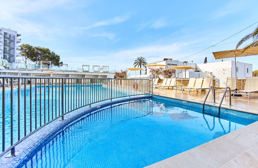 Leonardo Royal & Suites hotel Ibiza Santa Eulalia