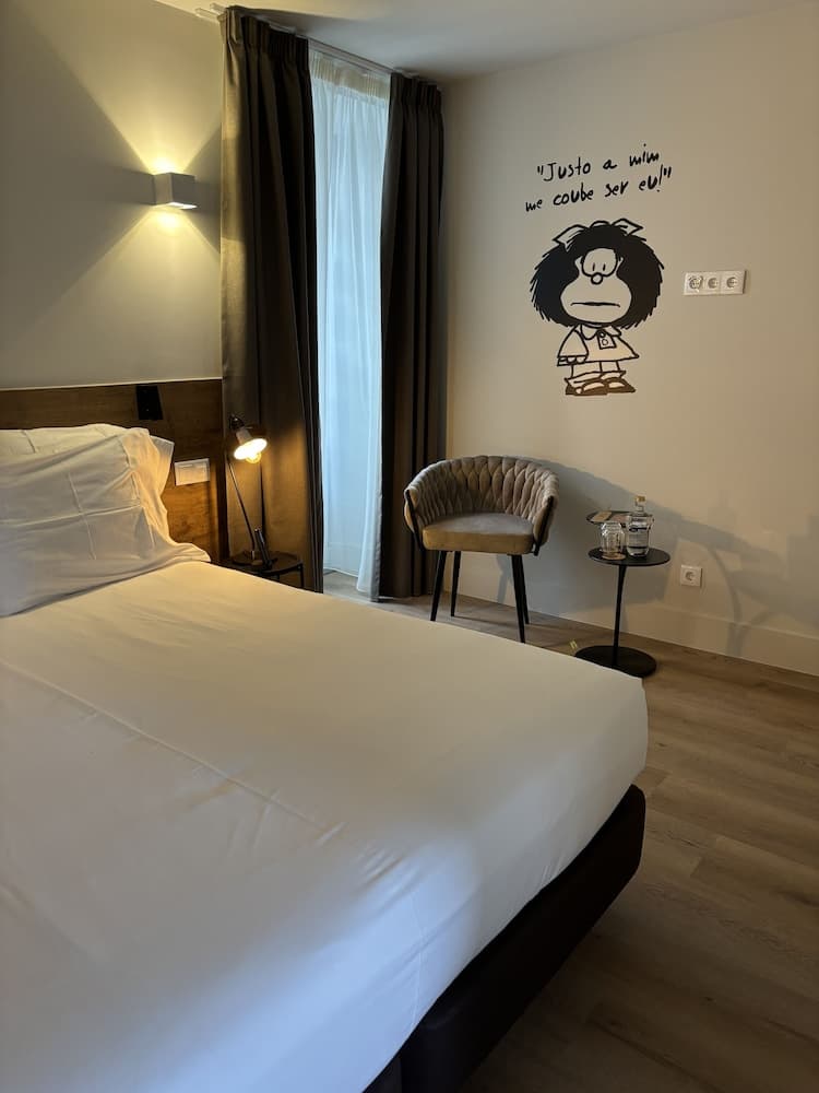 Azores Book Hotel