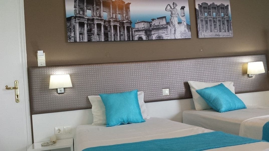 Blue Nest
