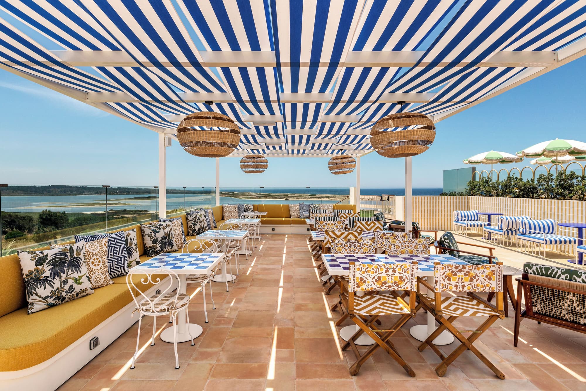 Amarello Hotel Praia Santo Andre, Tapestry Collection Hilton