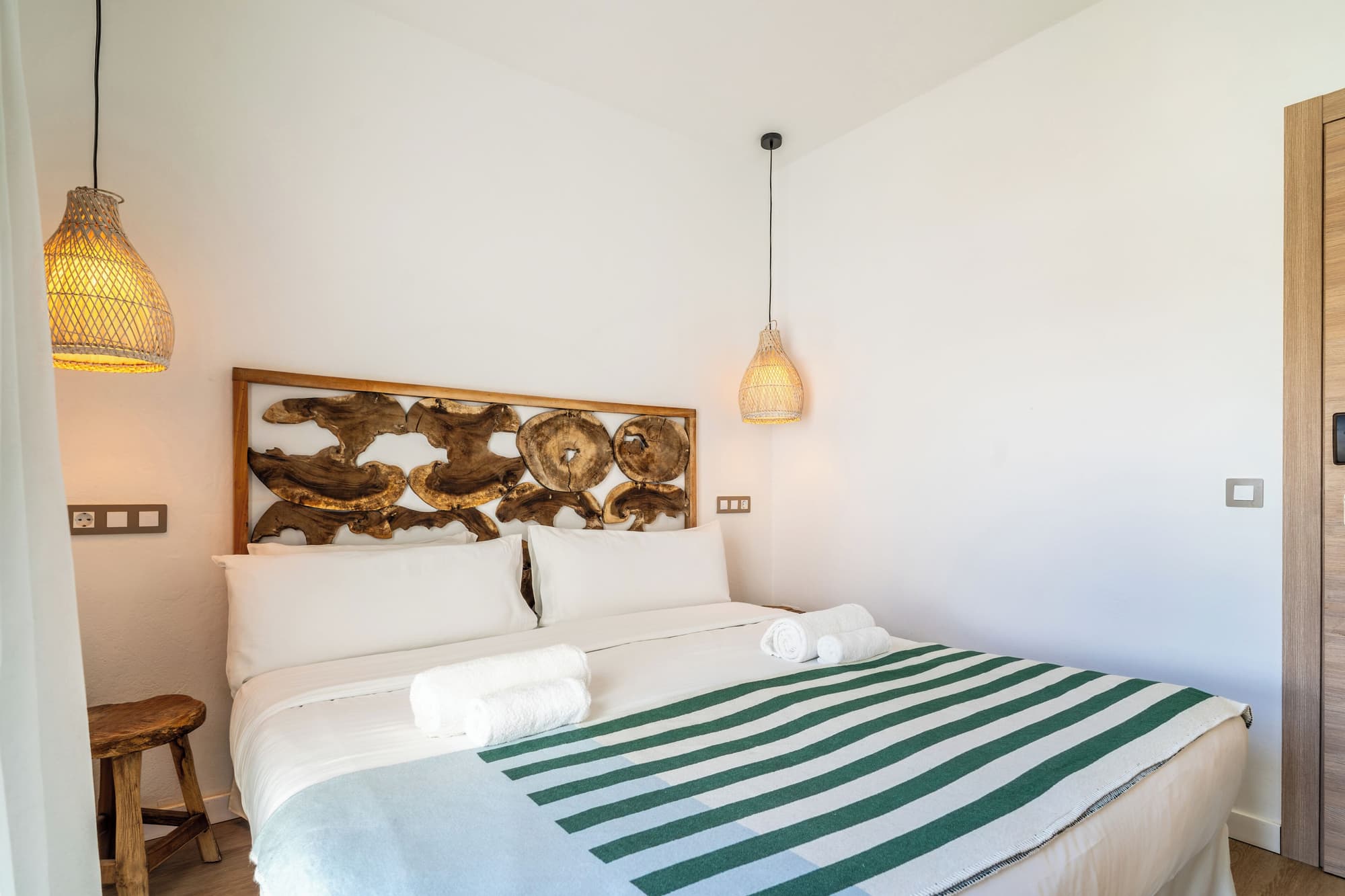 Outsite Ibiza - Work, Connect, Explore