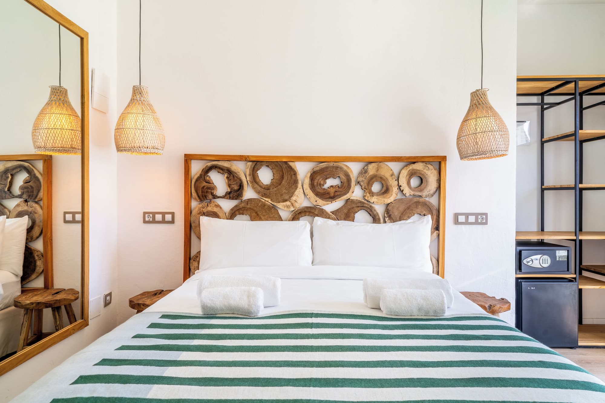 Outsite Ibiza - Work, Connect, Explore