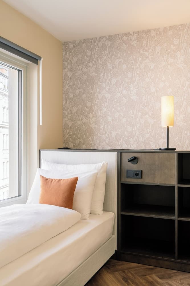 Hotel Schani City
