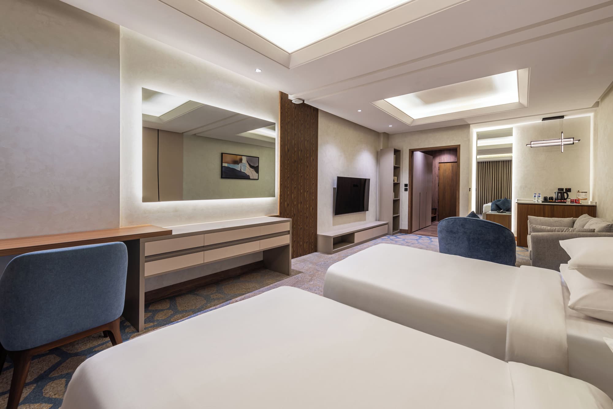 Voyage Hotel