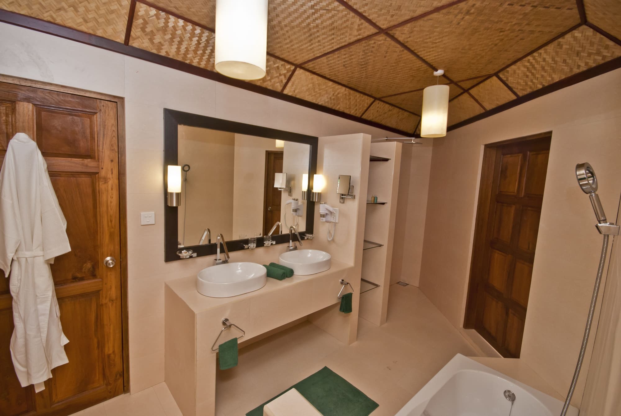 Safari Island Resort