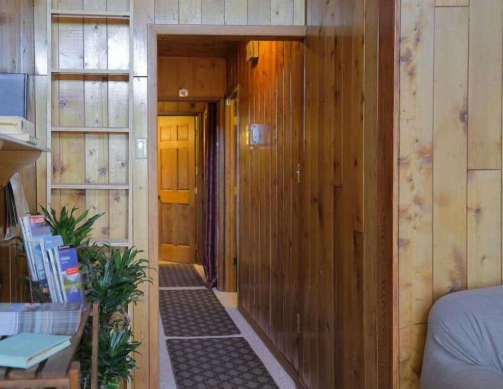 Jewel Lake Bed and Breakfast
