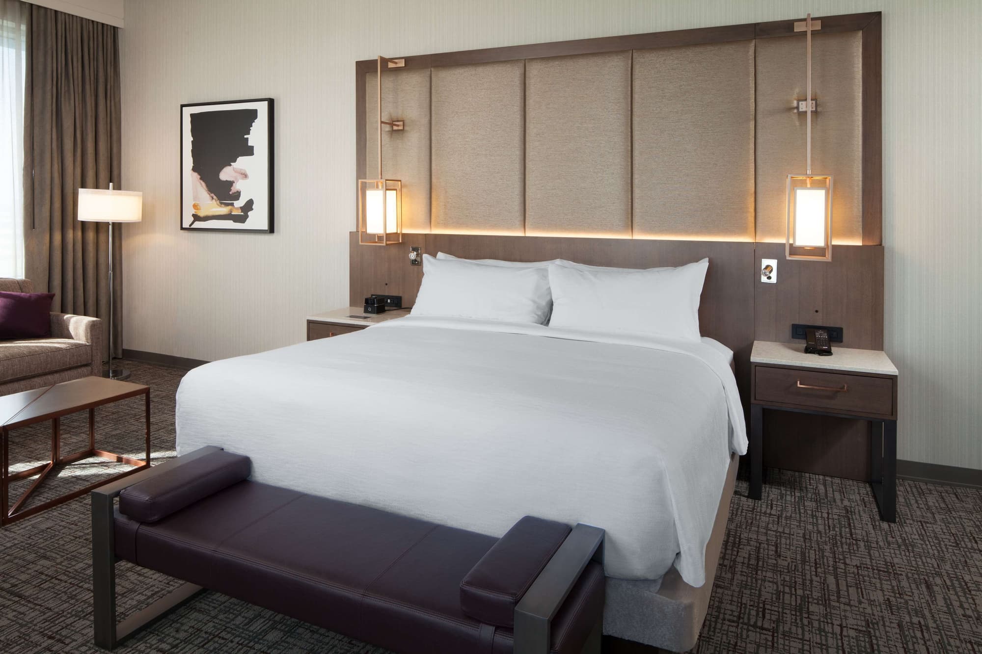 H Hotel Los Angeles, Curio Collection by Hilton