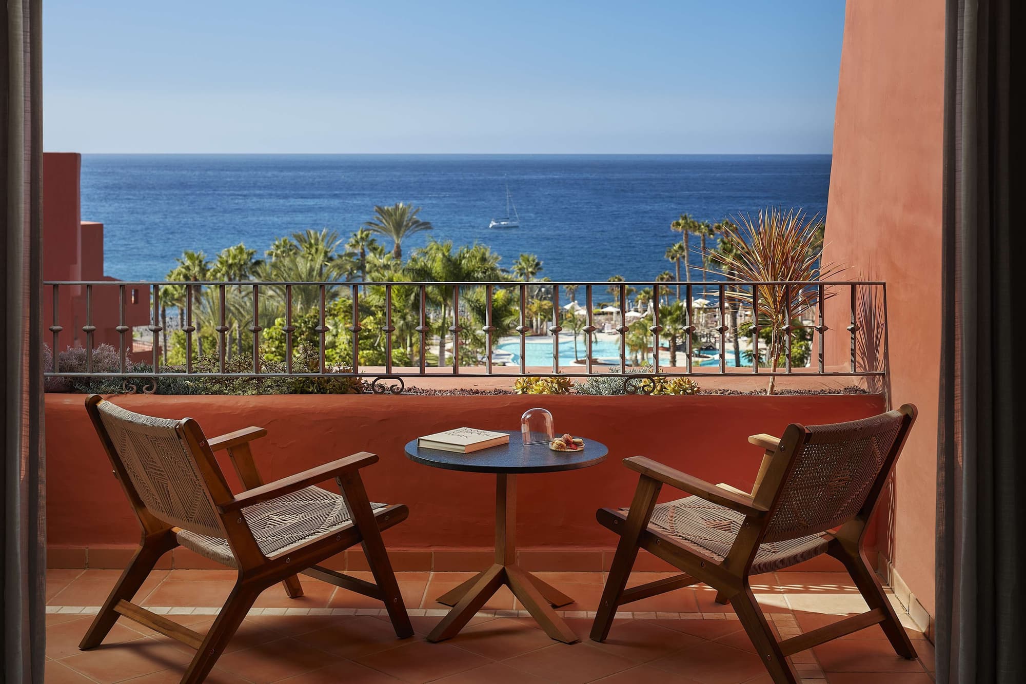 Tivoli la Caleta Resort