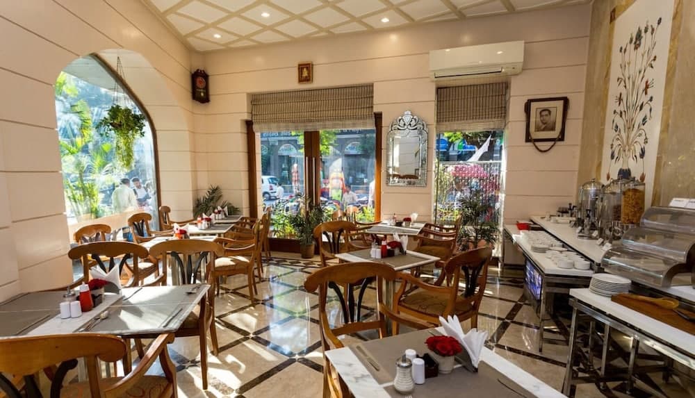 Residency Hotel Fort