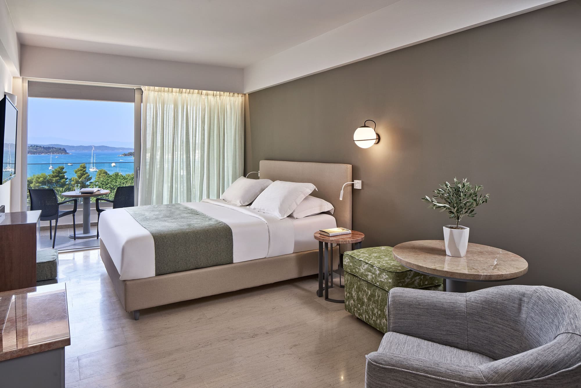 AKS Porto Heli