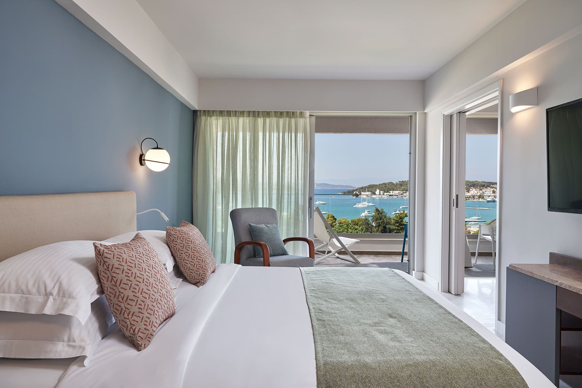 AKS Porto Heli
