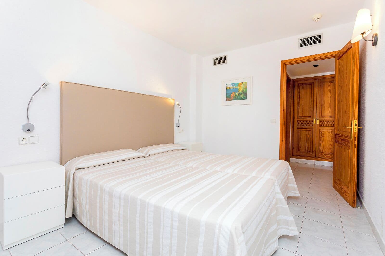 Duquesa Playa Aparthotel