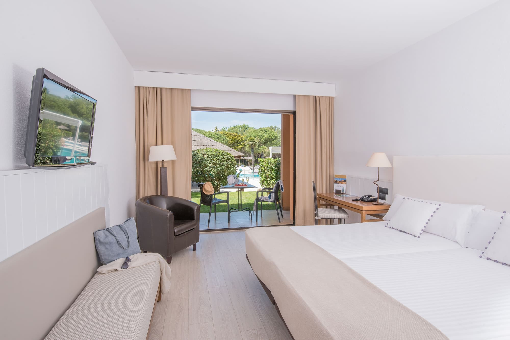 La Costa Golf & Beach Resort