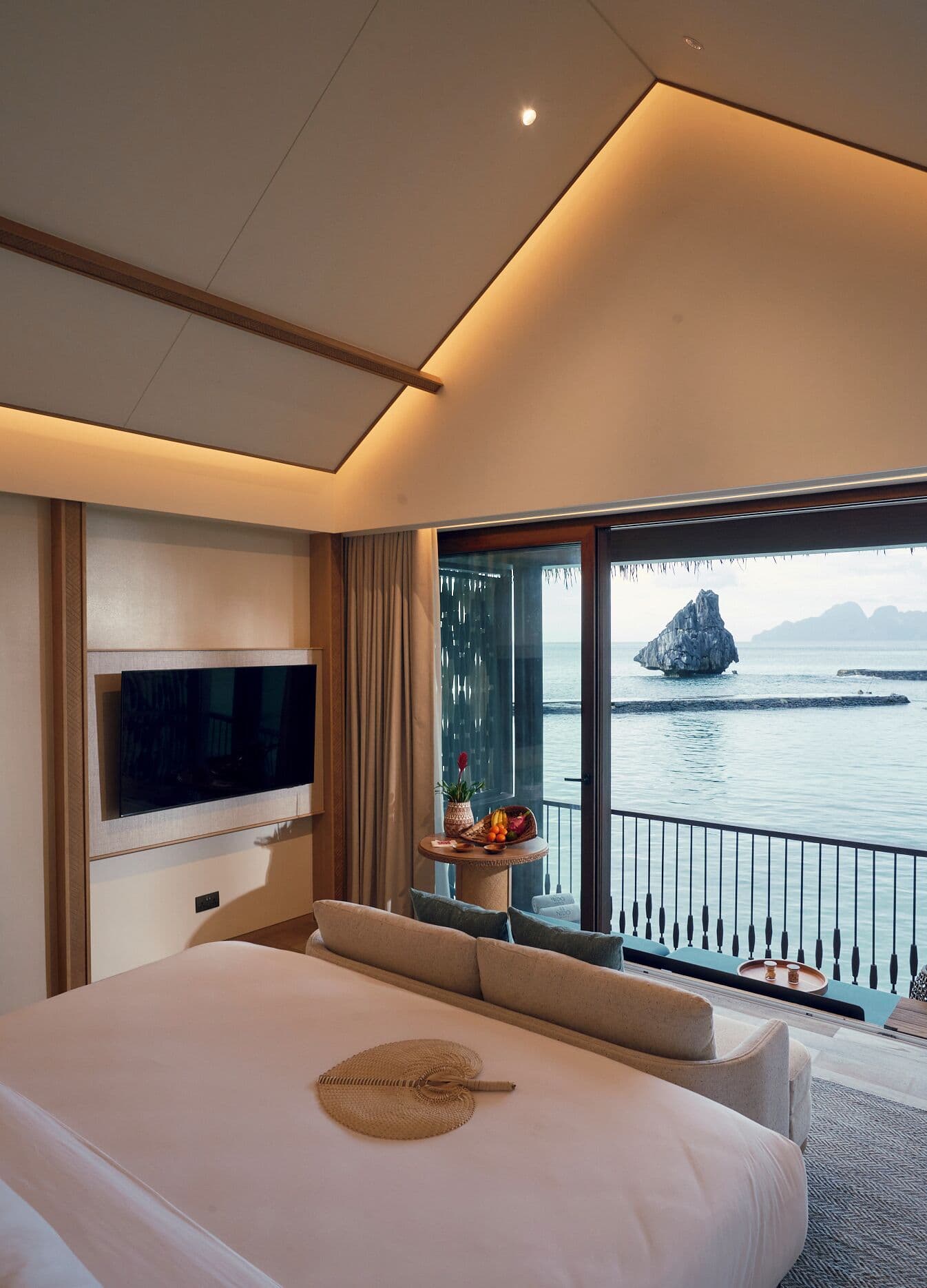 Lagen Island Resort