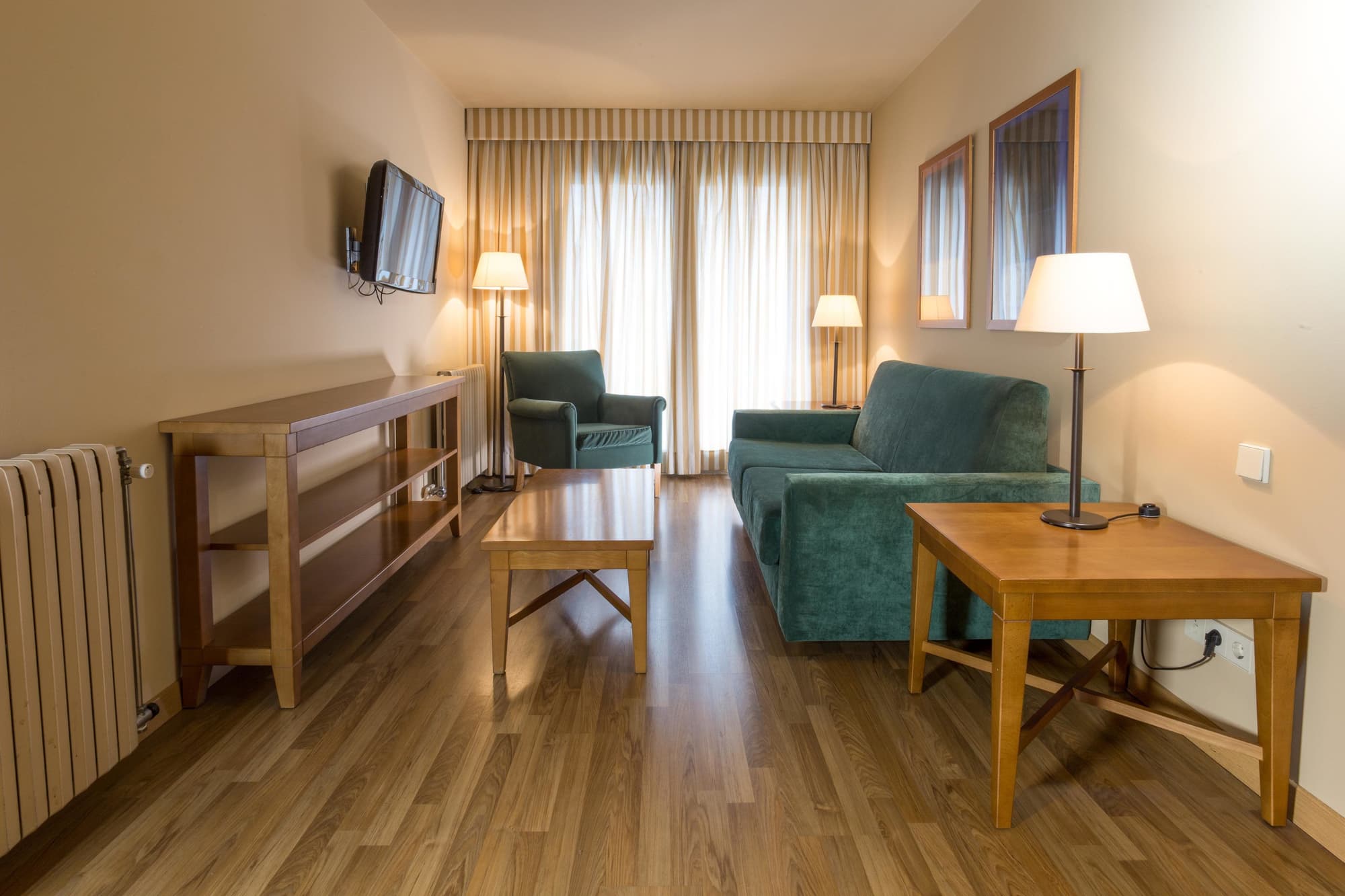 Apartaments Shusski by Nexta.