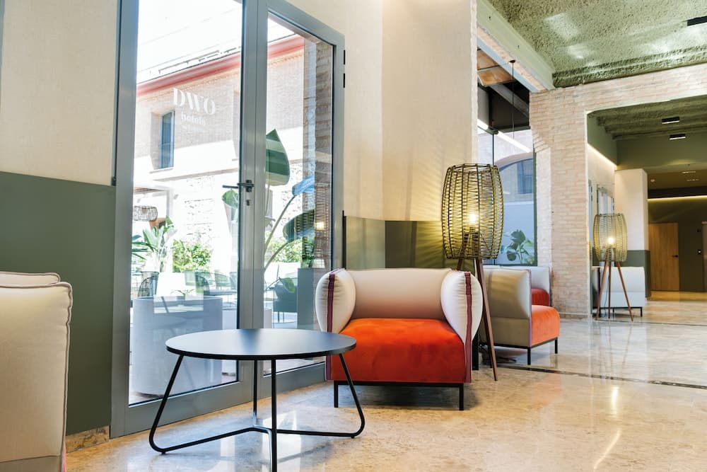 DWO Valencia by Checkin