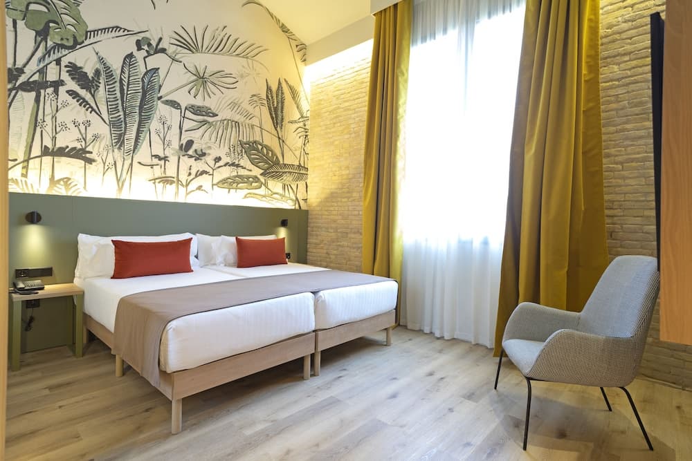 DWO Valencia by Checkin