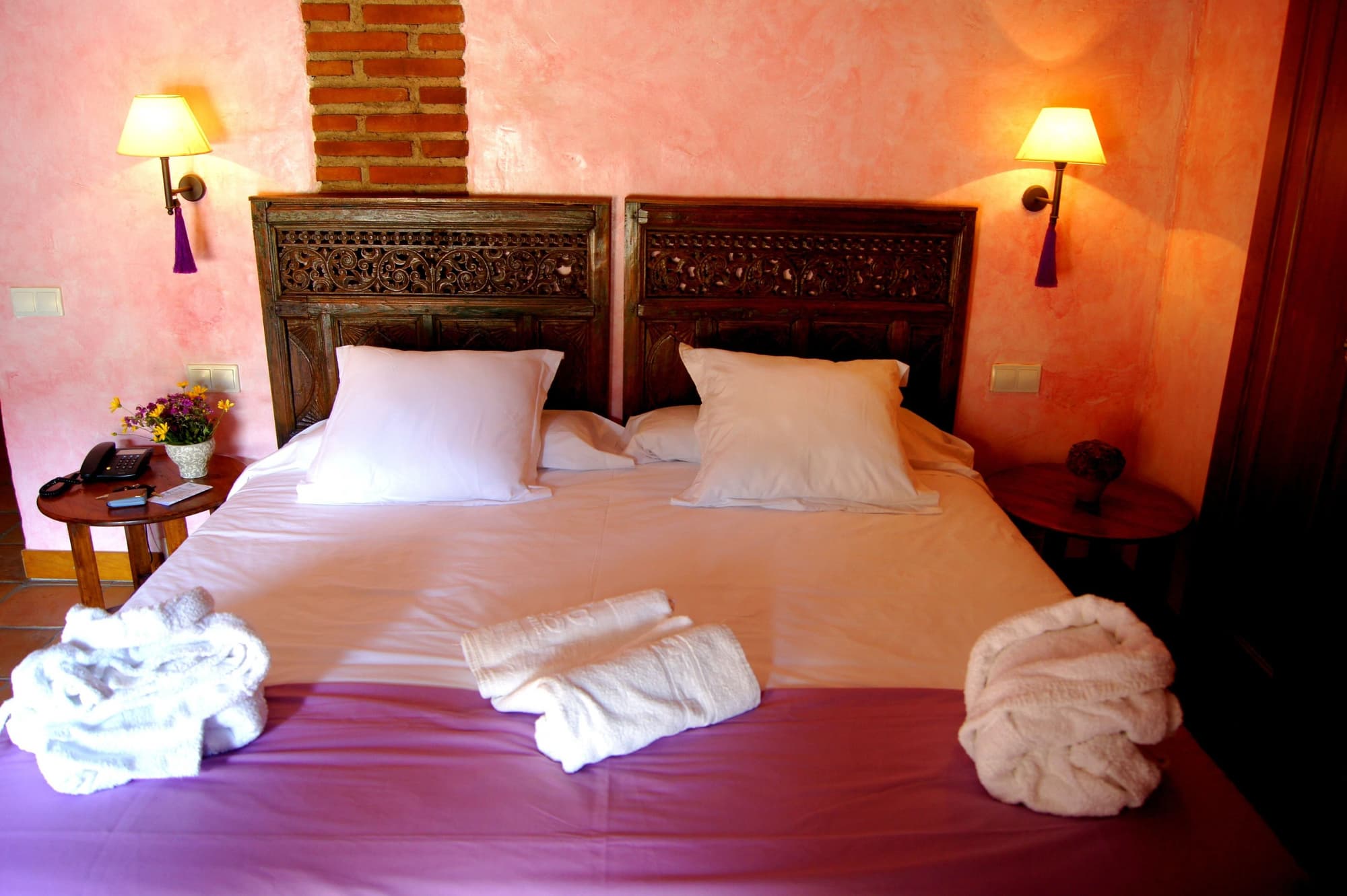 La Figuerola Hotel & Restaurant