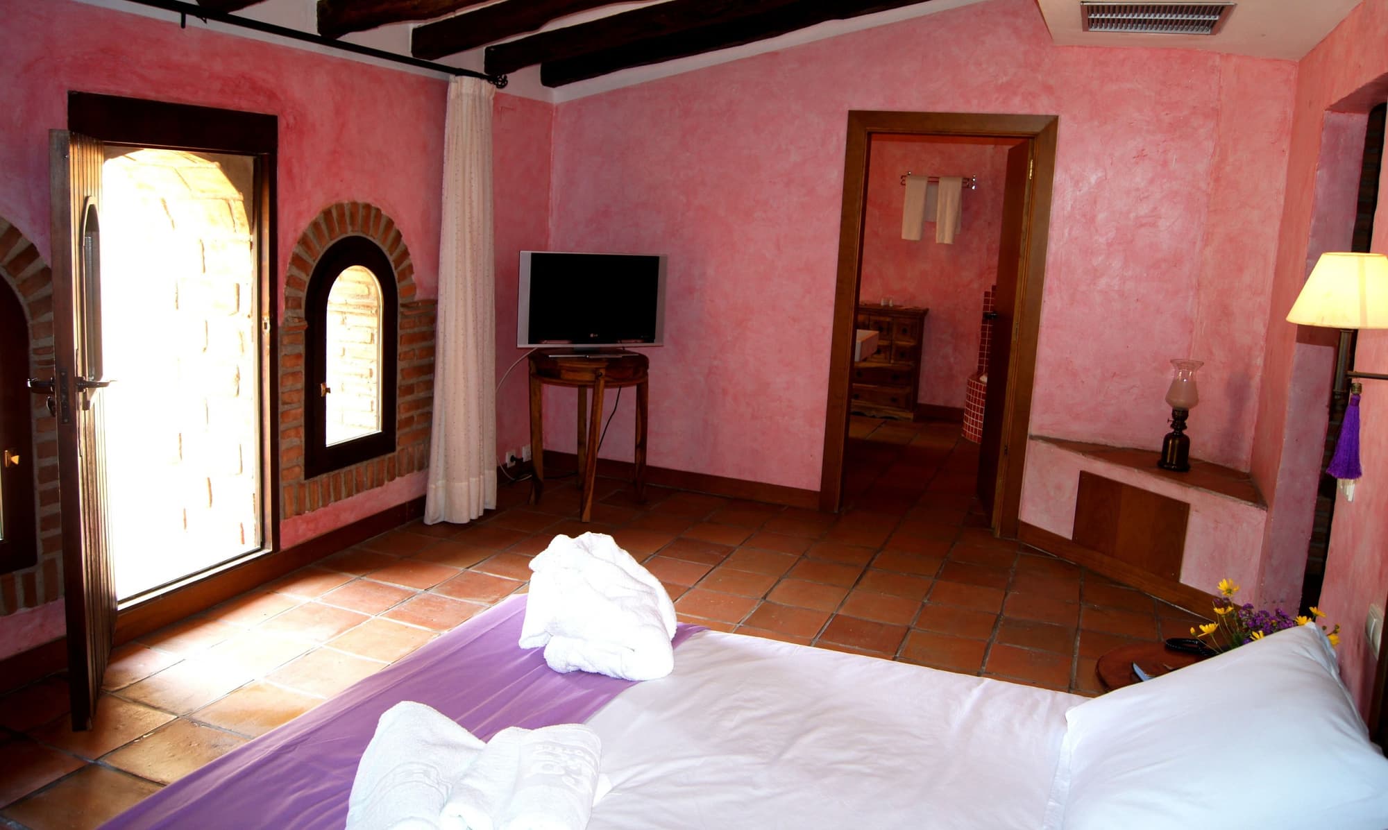 La Figuerola Hotel & Restaurant