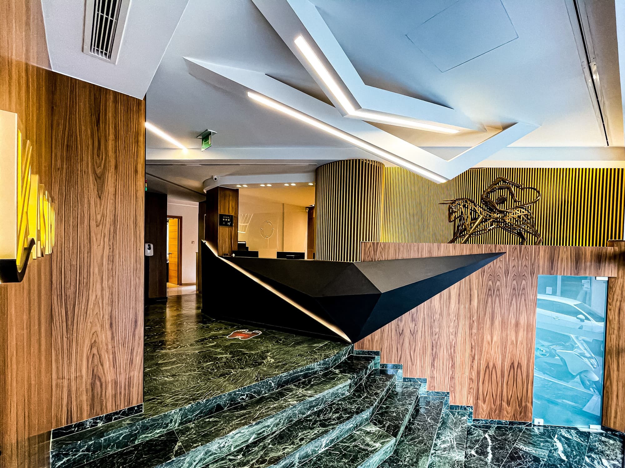 Kastro Hotel