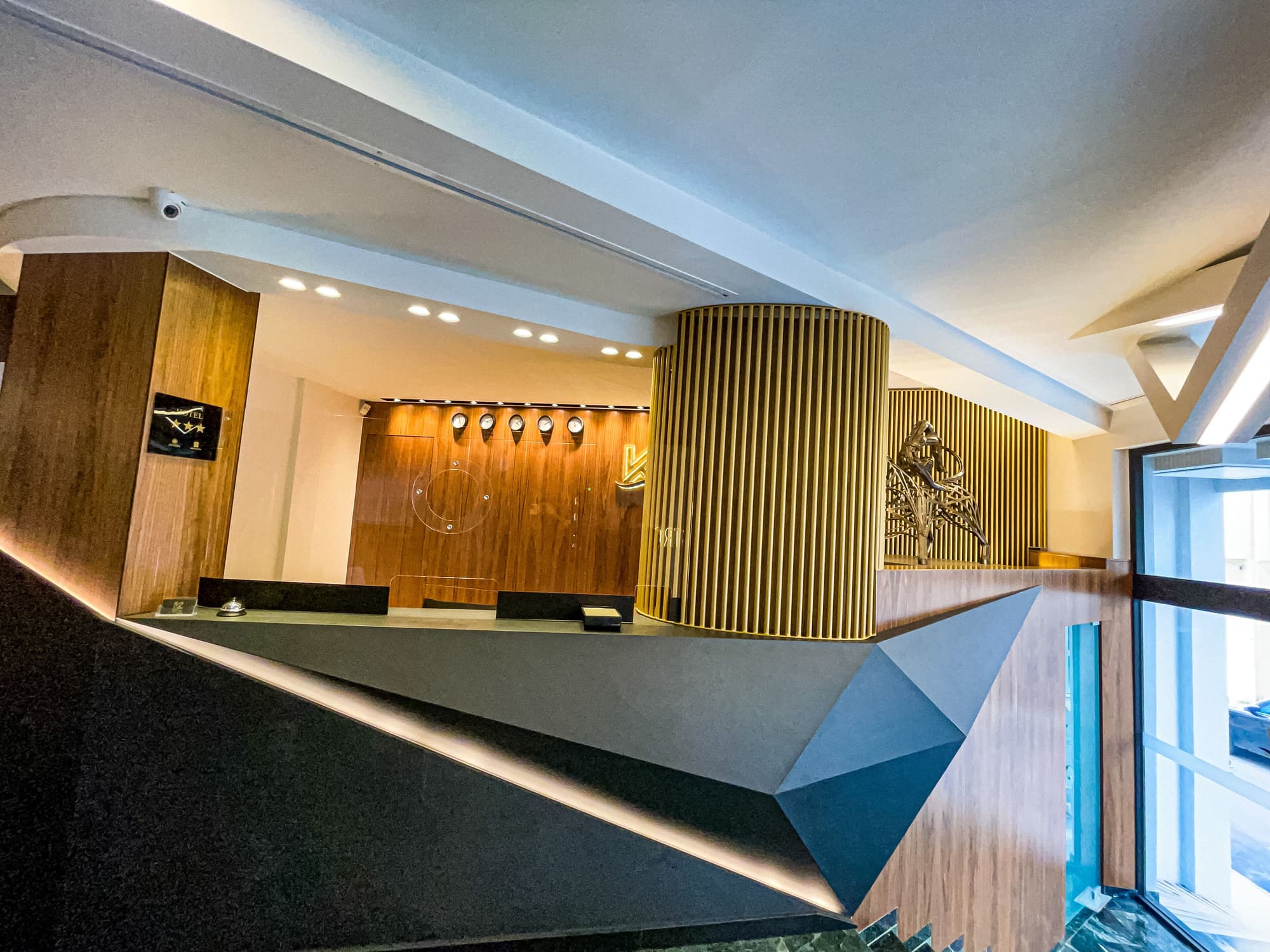 Kastro Hotel