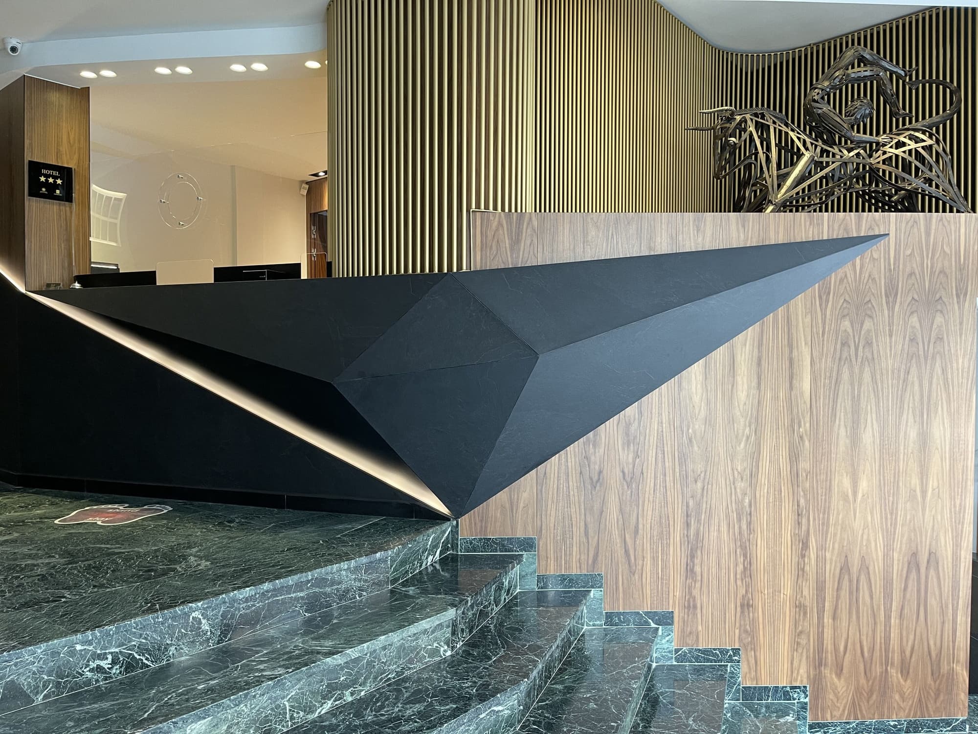 Kastro Hotel
