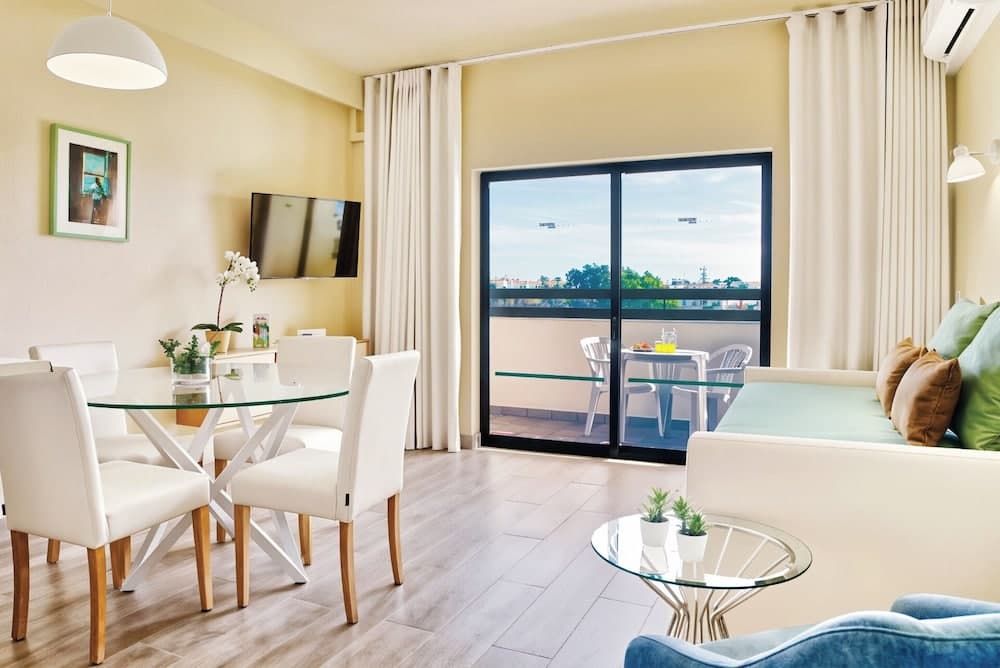Ondamar Hotel