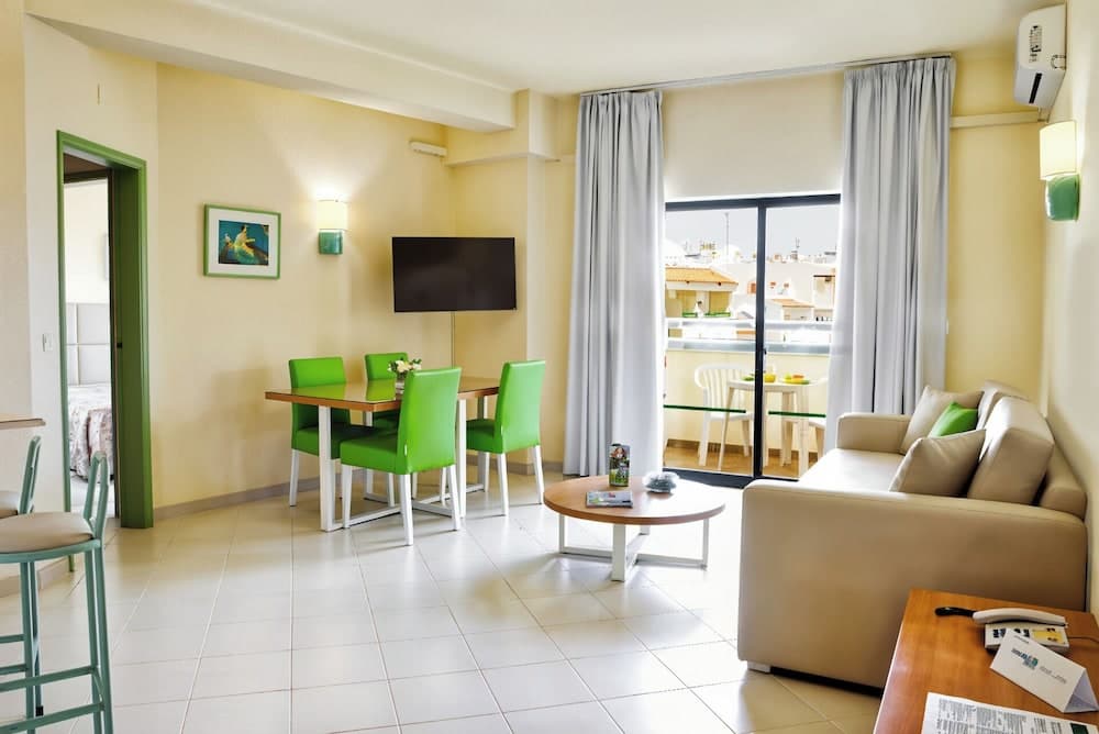 Ondamar Hotel