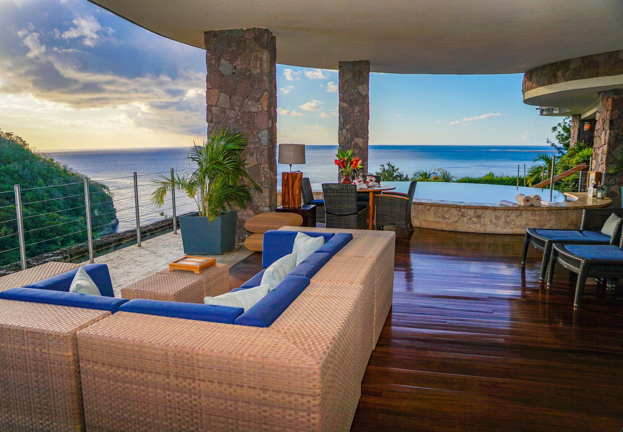 Jade Mountain Resort
